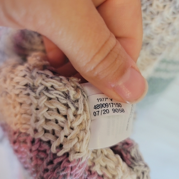 AMERICAN EAGLE CHUNKY KNIT SWEATER, SZ XS - Picture 8 of 10